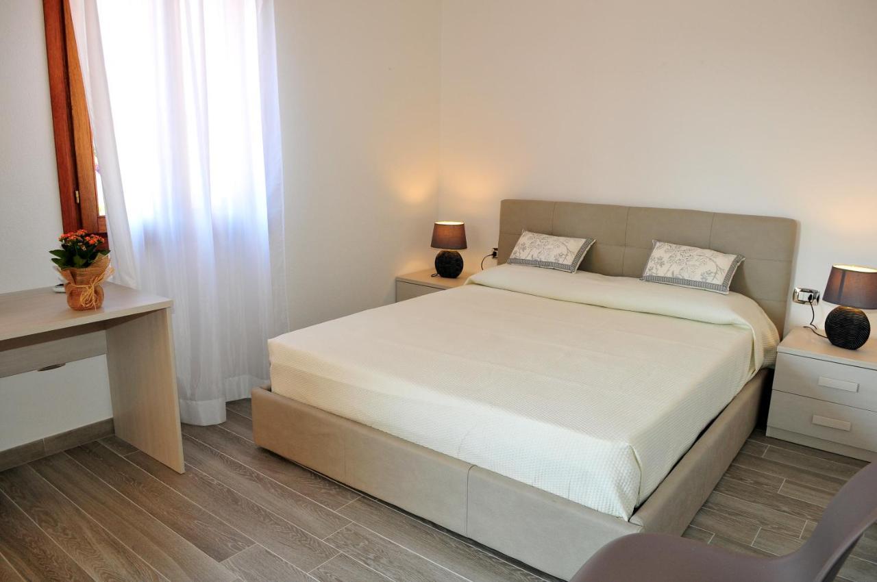 Bed and Breakfast Brezza Di Mare San Teodoro  Exteriér fotografie