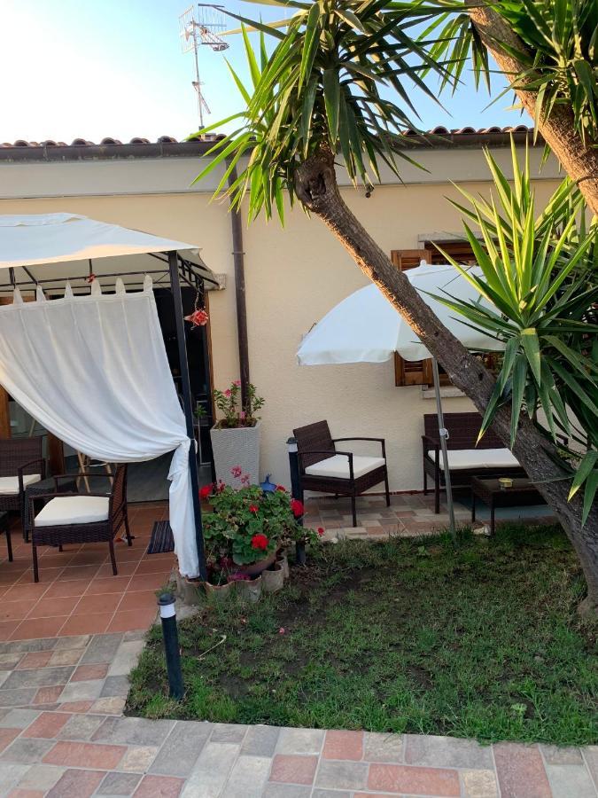 Bed and Breakfast Brezza Di Mare San Teodoro  Exteriér fotografie